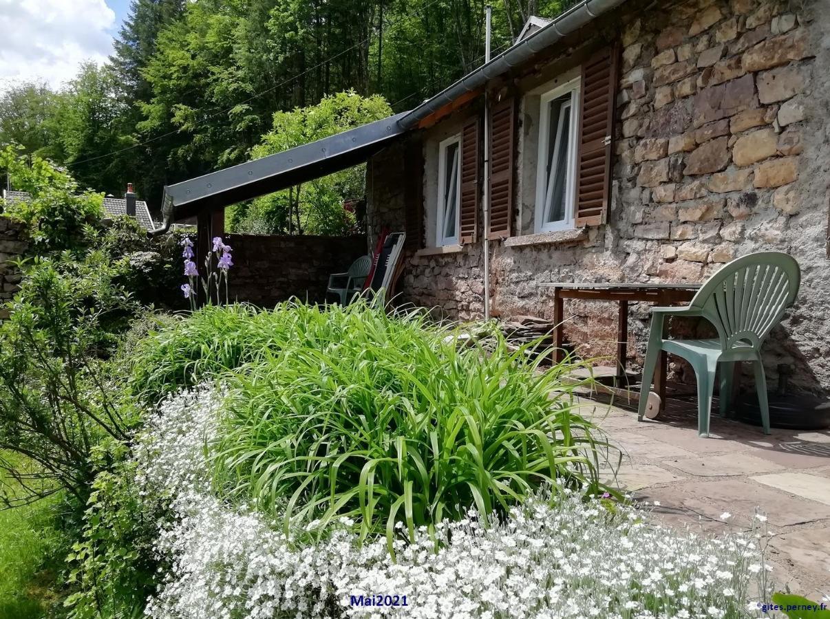 Gite Rural Les Maires D'Avaux Saint-Bresson エクステリア 写真